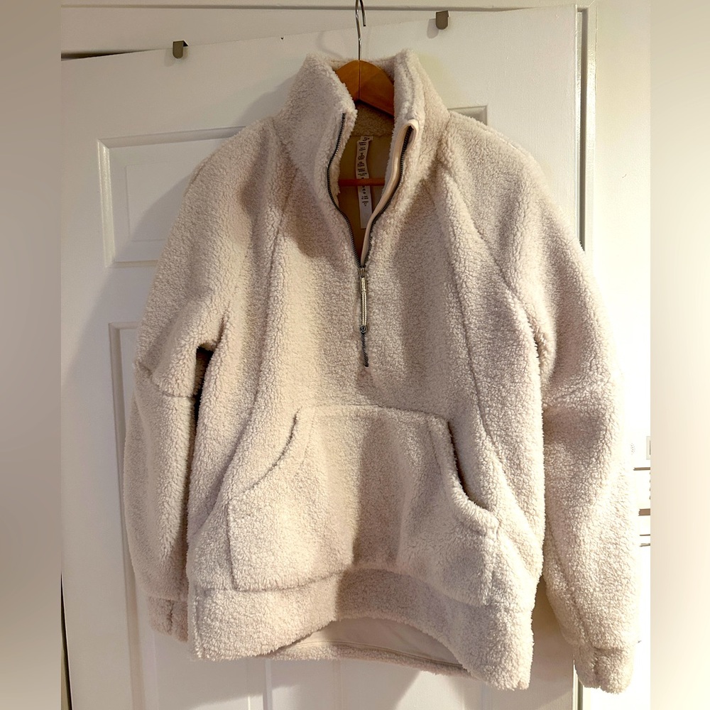 COPY - Lululemon Scuba Oversized Fleece Teddy Pullover size xs/s